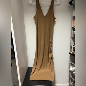 Gold/ Tan V-Neck midi dress Size Small NWOT